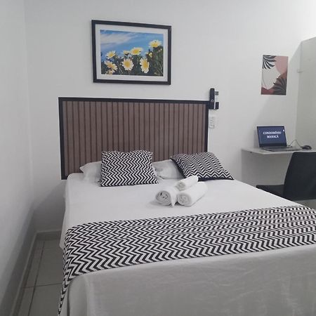 Loft 08 Completo Ar Canais Assinat Garagem Пиндамонянгаба Екстериор снимка
